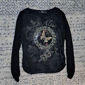 Les Alpes Black Long Sleeve Top